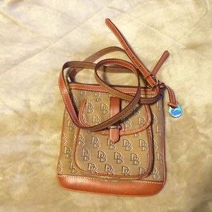 Dooney & Bourke bag